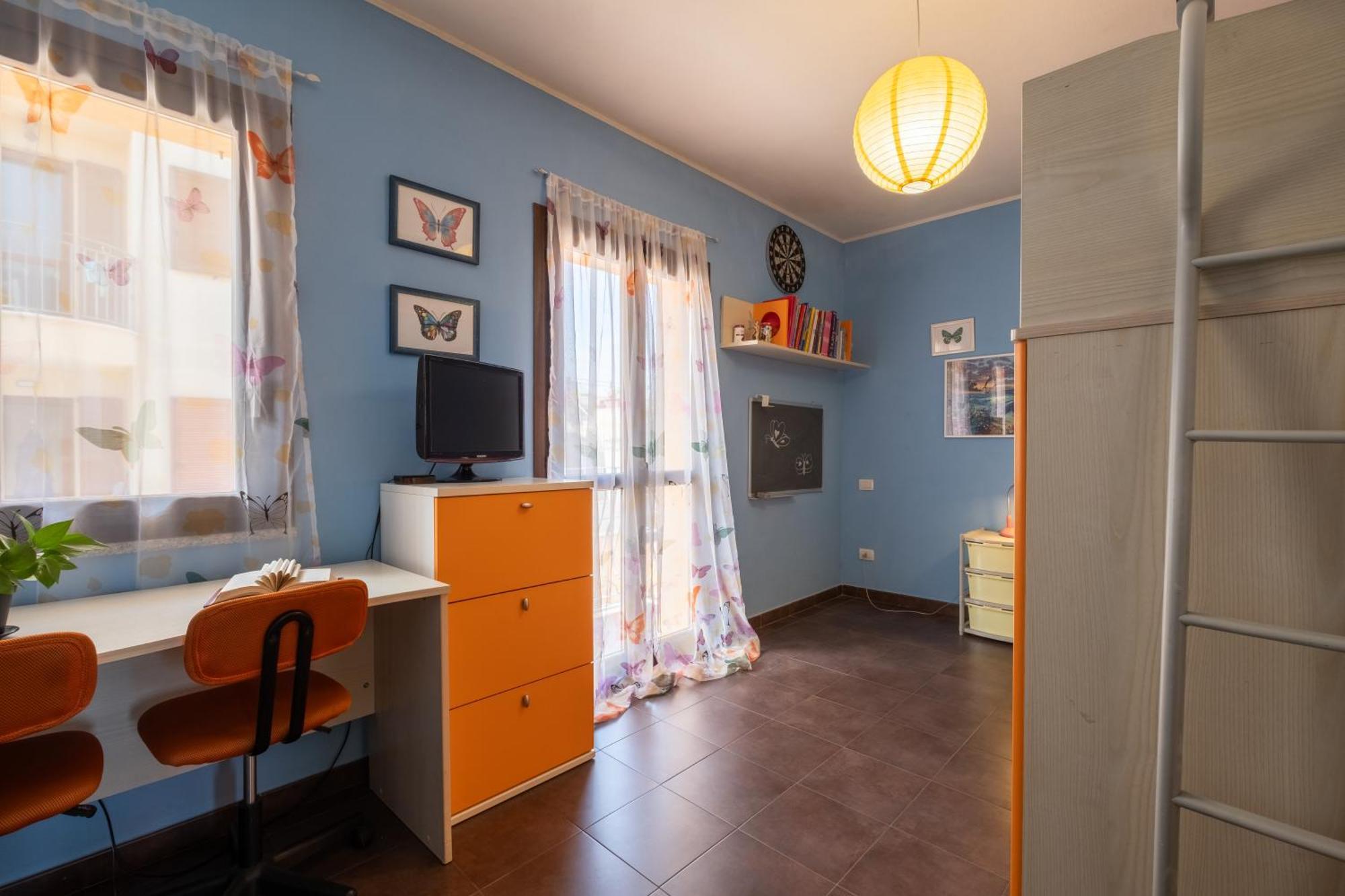 Butterfly Apartment Cagliari - Self Check-In, No Kitchen Exterior photo